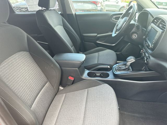 Certified 2020 Kia Soul S FWD image 25