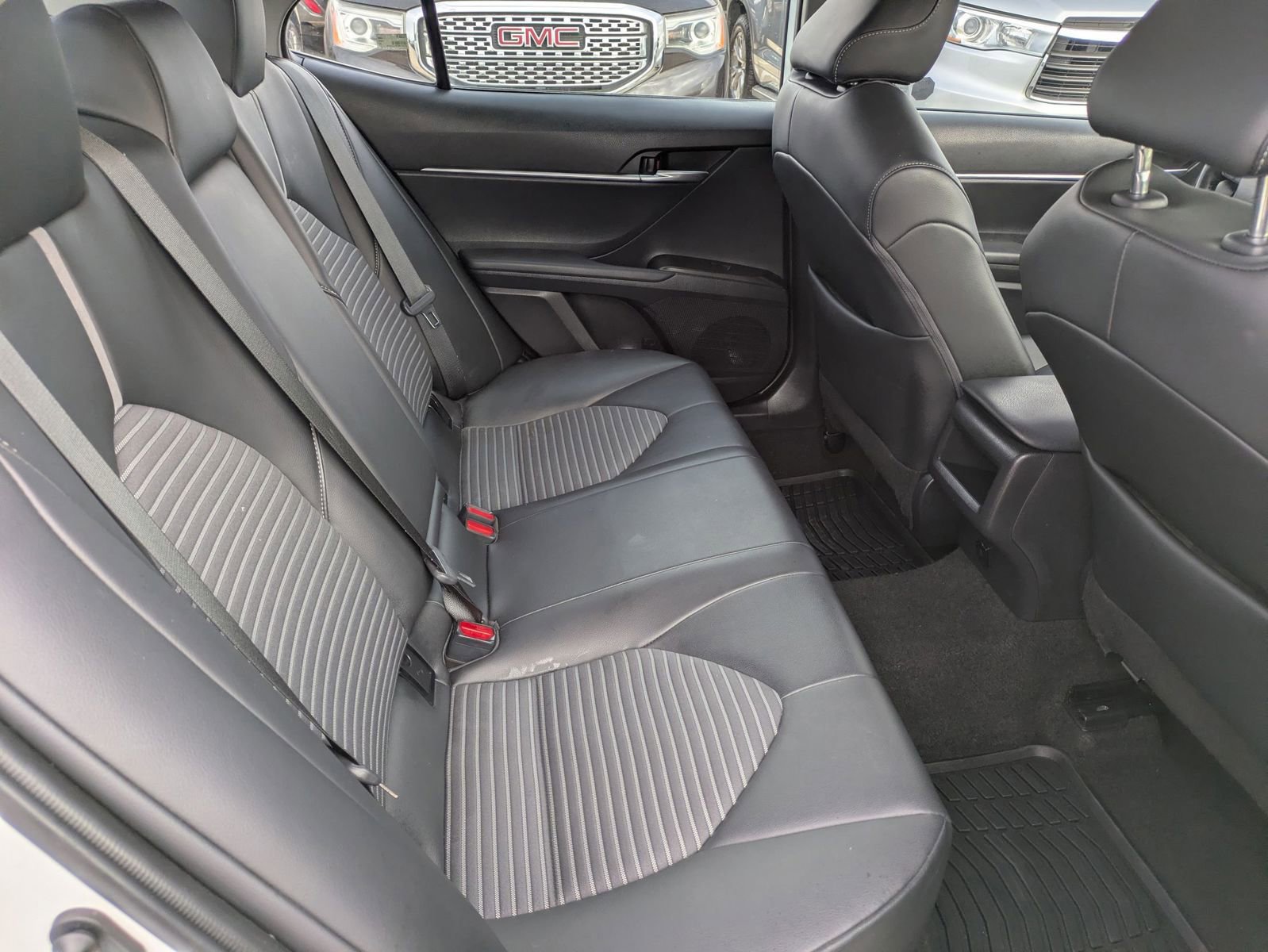 Used 2023 Toyota Camry SE image 24