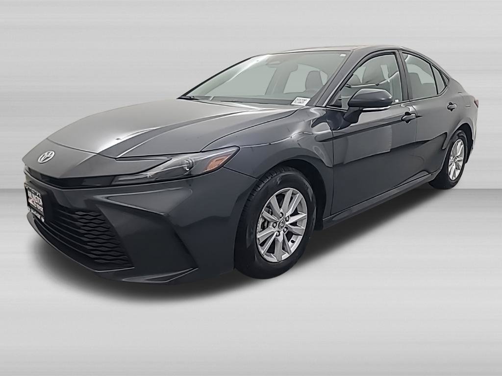 Used 2025 Toyota Camry LE FWD image 9