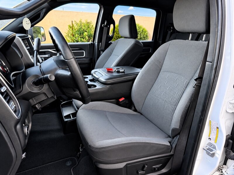 Used 2022 RAM 3500 Big Horn AWD/4WD image 26