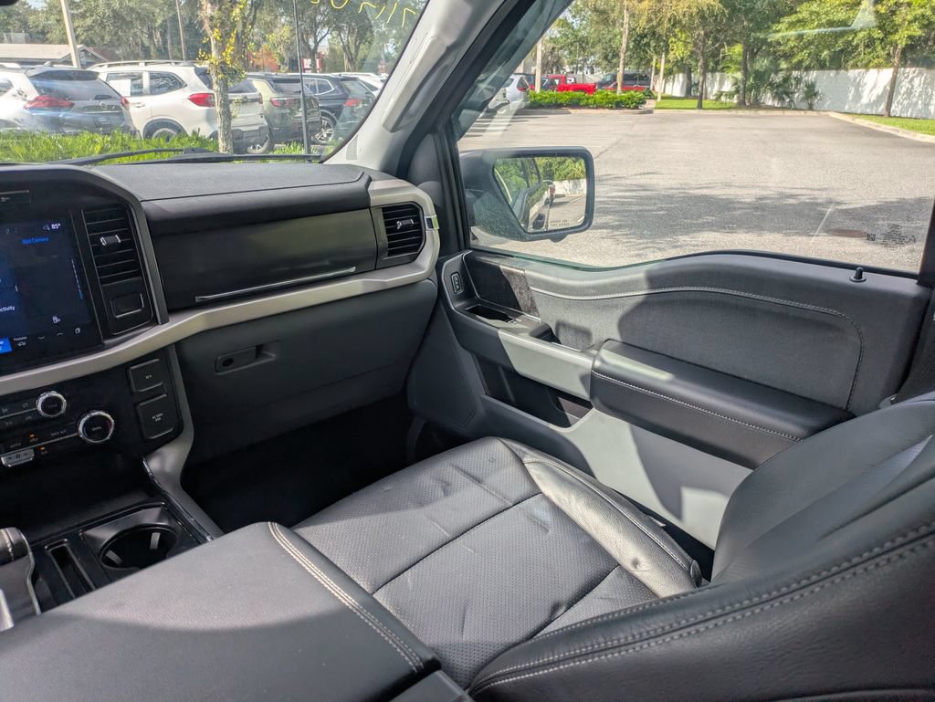 Used 2023 Ford F150 Lightning XLT AWD/4WD image 17