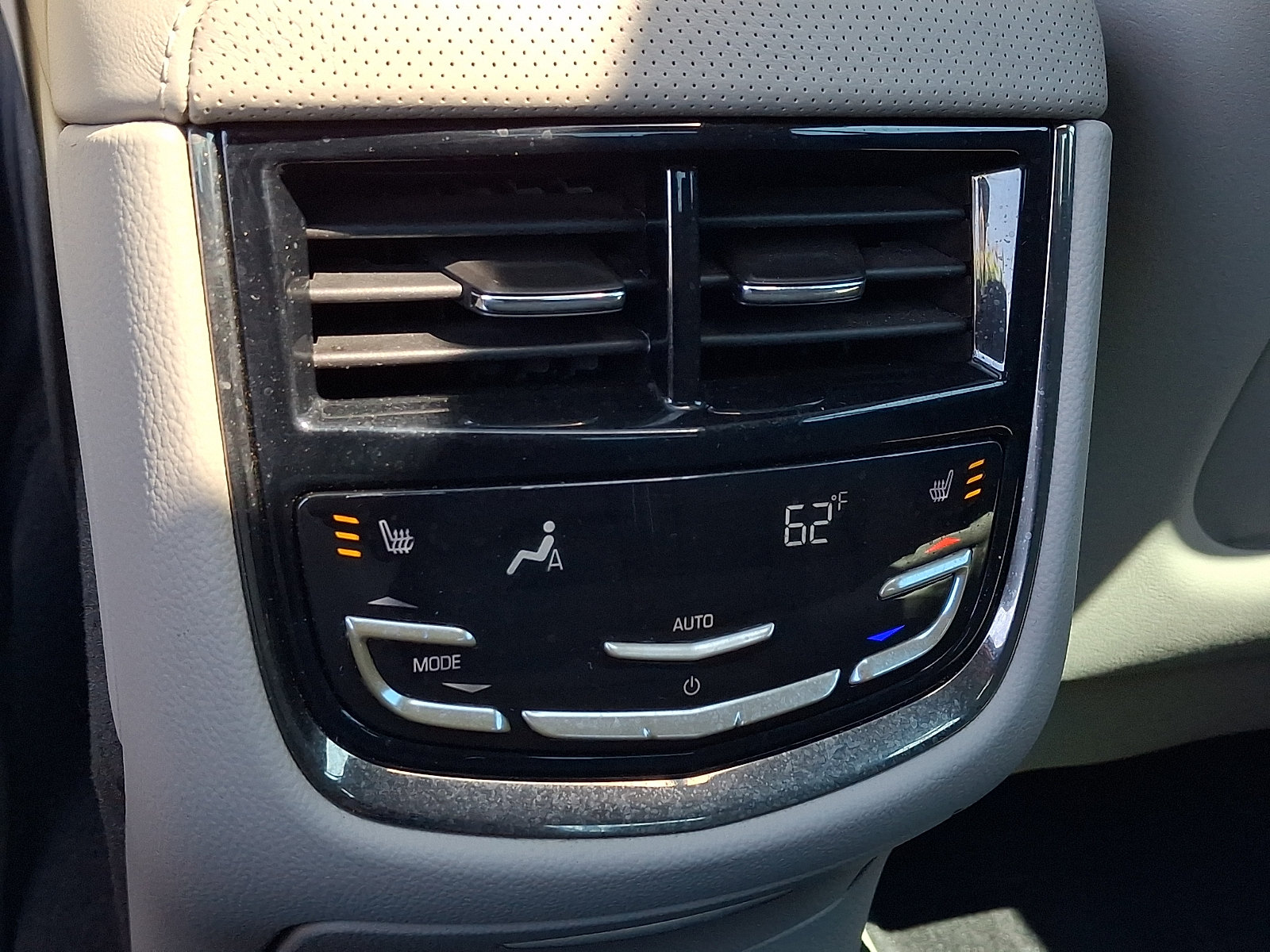 Used 2014 Cadillac CTS Performance w/ Driver Assist Package RWD image 11