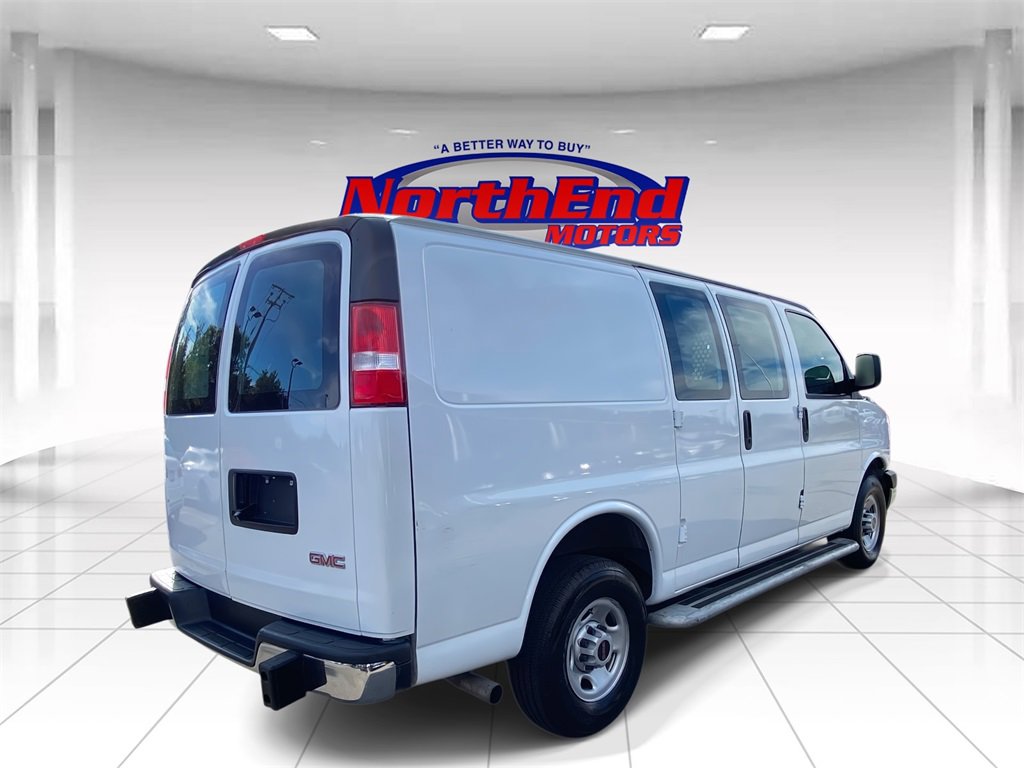 Used 2023 GMC Savana 2500 w/ Driver Convenience Package image 7