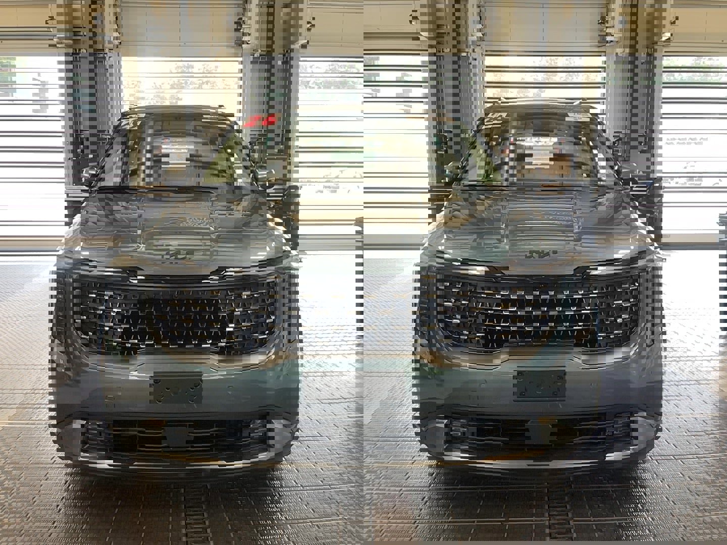 Used 2026 Kia Carnival SX Prestige image 3