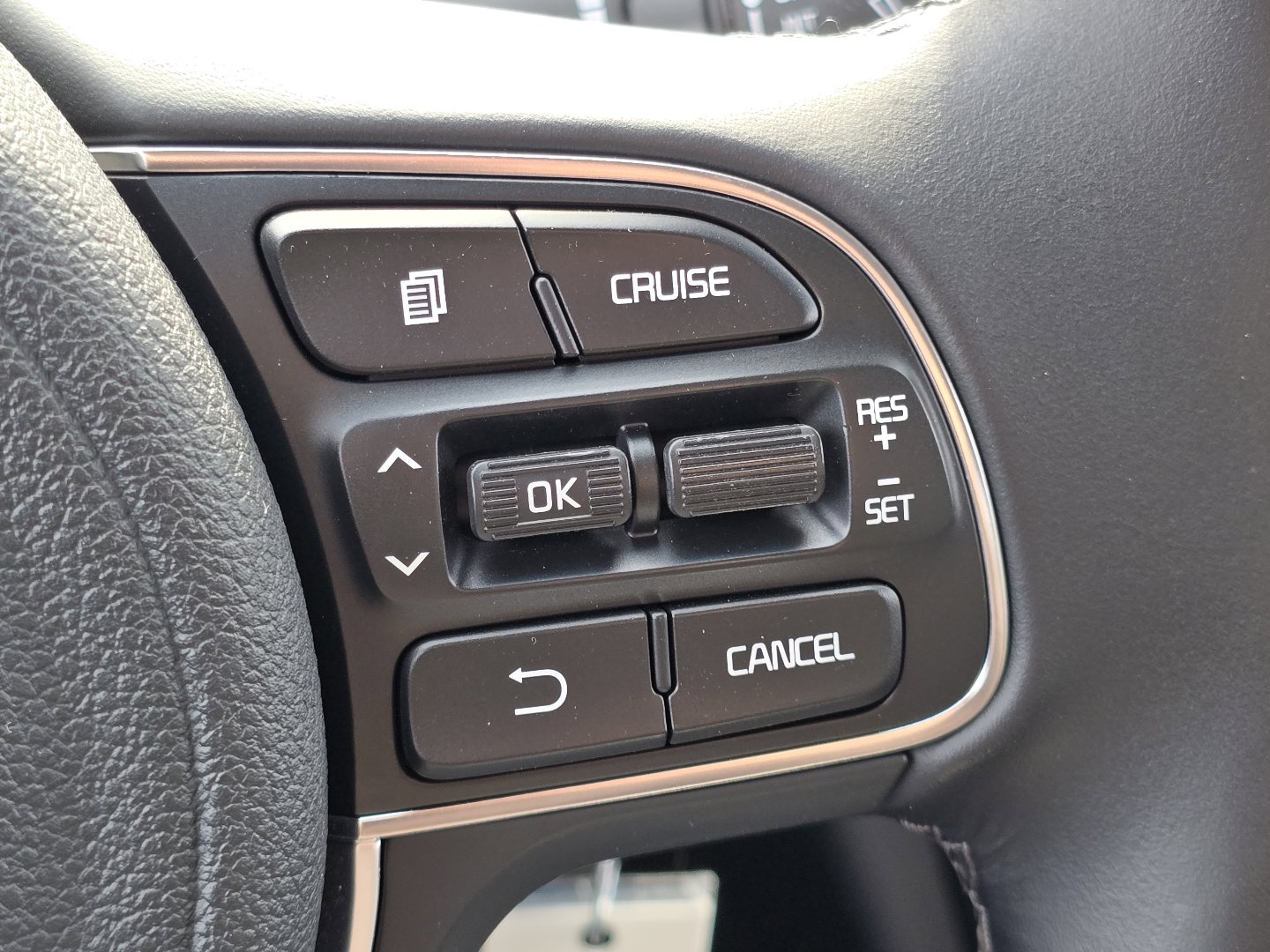 Used 2018 Kia Optima S image 11