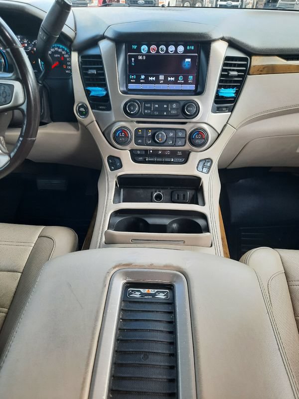 Used 2017 GMC Yukon XL Denali w/ Open Road Package AWD/4WD image 17
