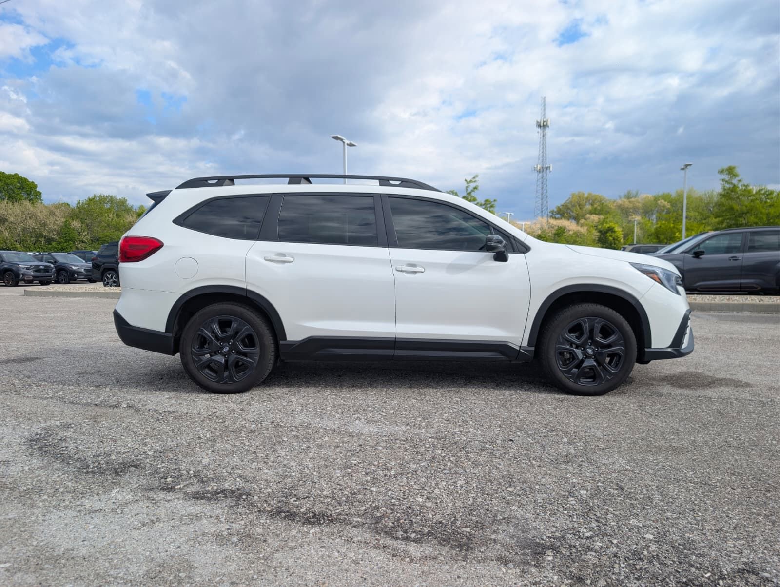 Certified 2023 Subaru Ascent Onyx Edition AWD/4WD image 10