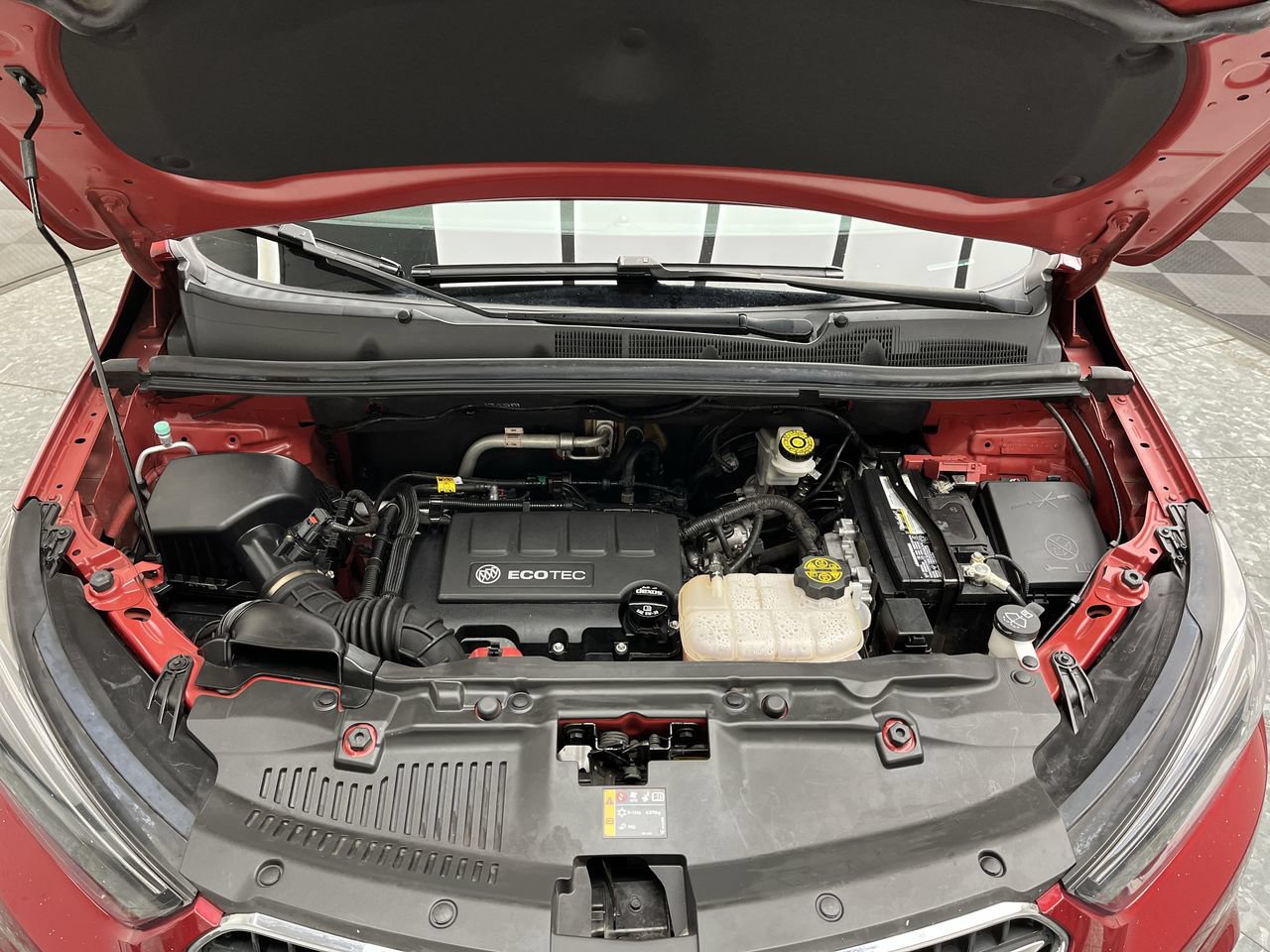 Used 2020 Buick Encore Sport Touring w/ Safety Package AWD/4WD image 24