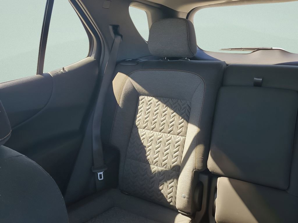 Used 2023 Chevrolet Equinox LT image 12