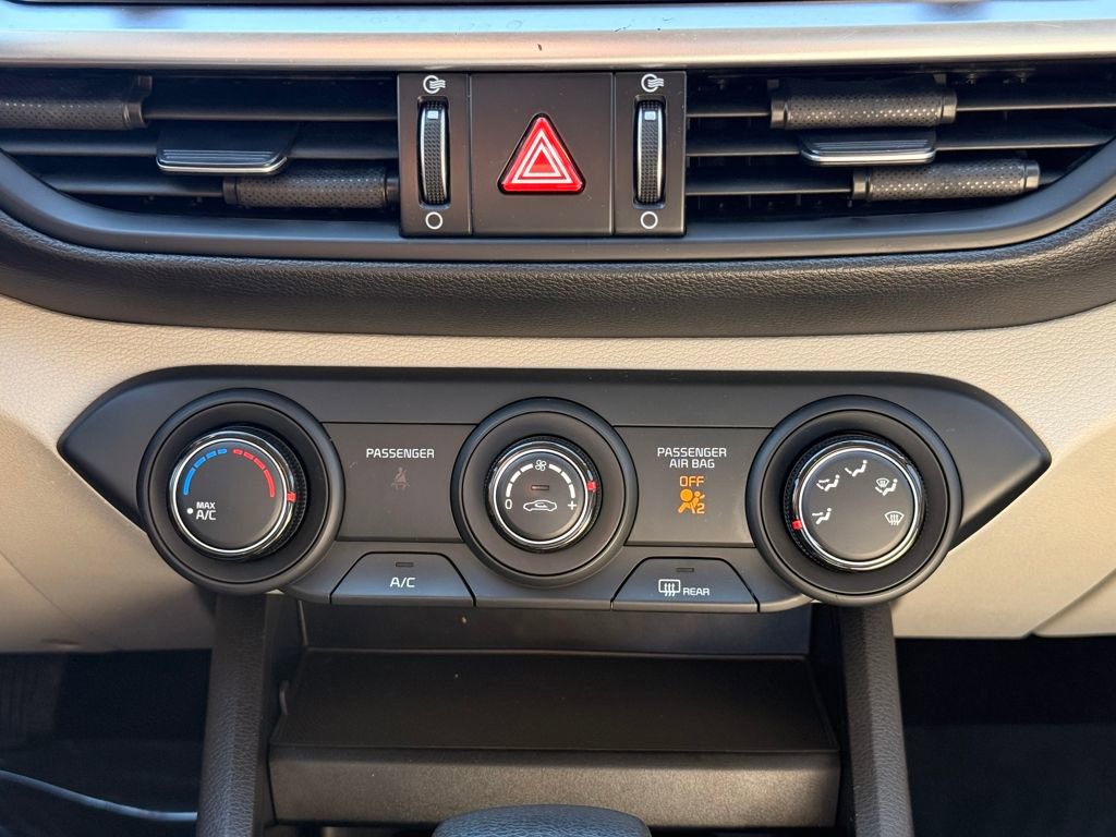 Used 2022 Kia Forte LXS w/ LXS Technology Package image 35