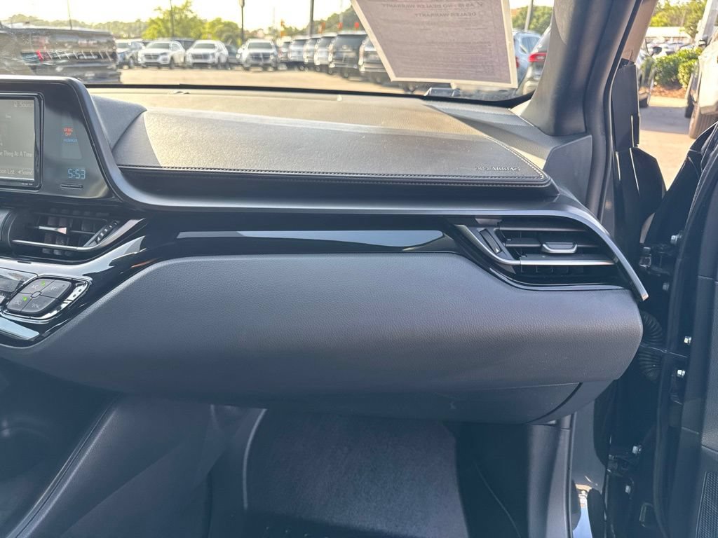 Used 2018 Toyota C-HR XLE FWD image 20