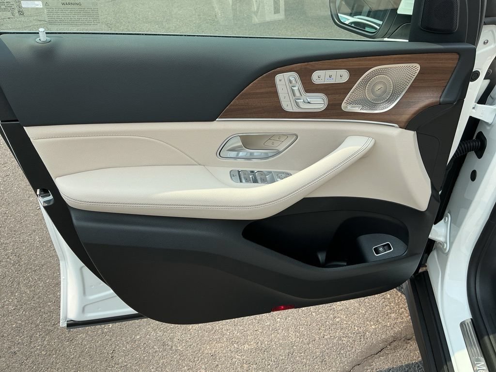 New 2026 Mercedes-Benz GLS 450 4MATIC image 16