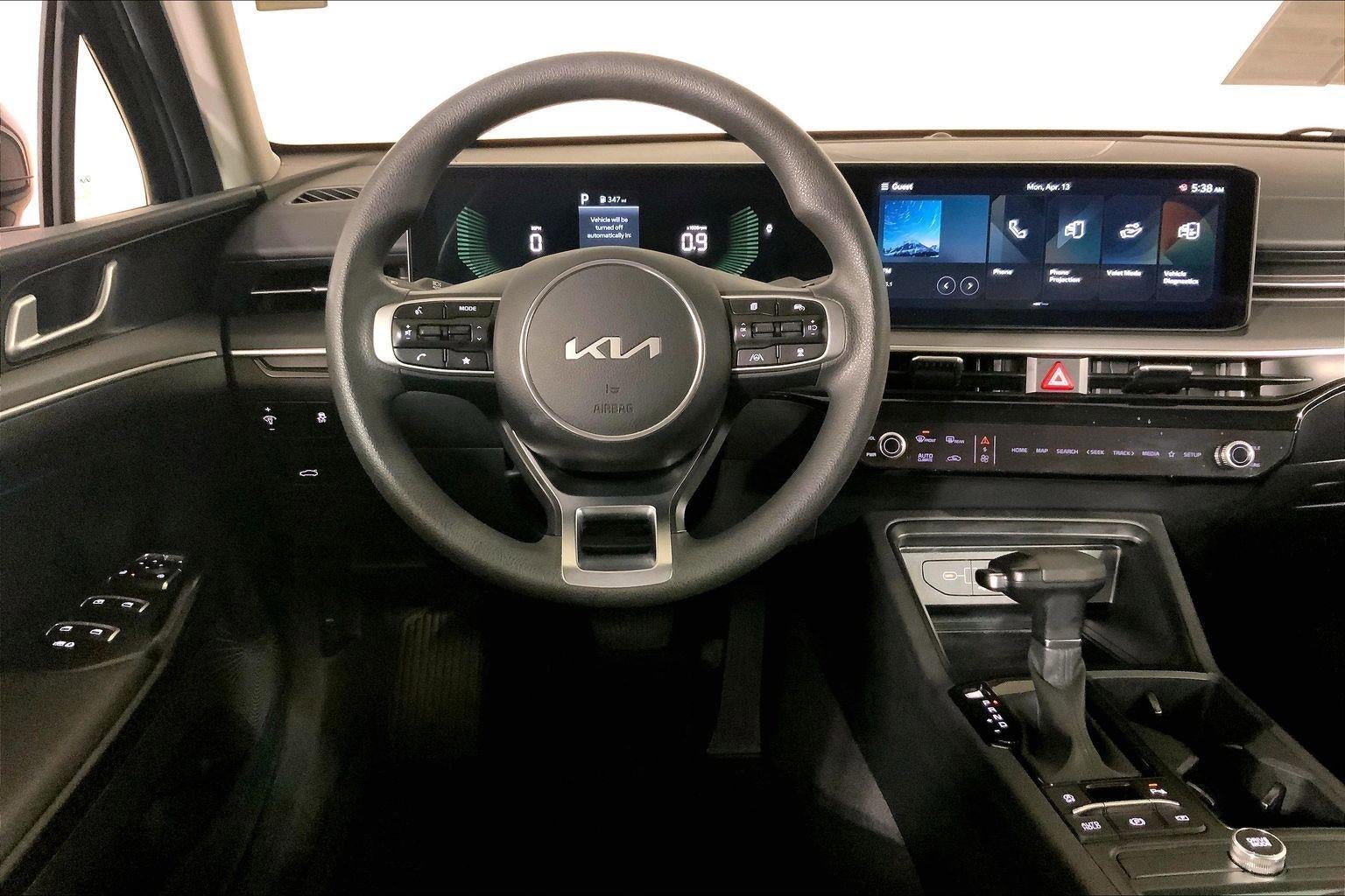 Certified 2025 Kia K5 LXS image 5