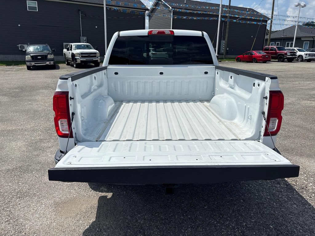 Used 2018 Chevrolet Silverado 1500 LTZ w/ Sport Package AWD/4WD image 25