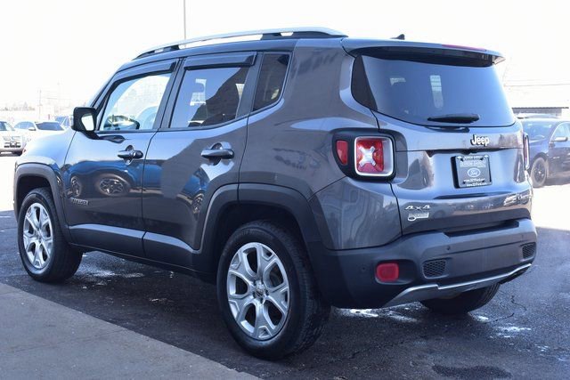 Used 2017 Jeep Renegade Limited image 9