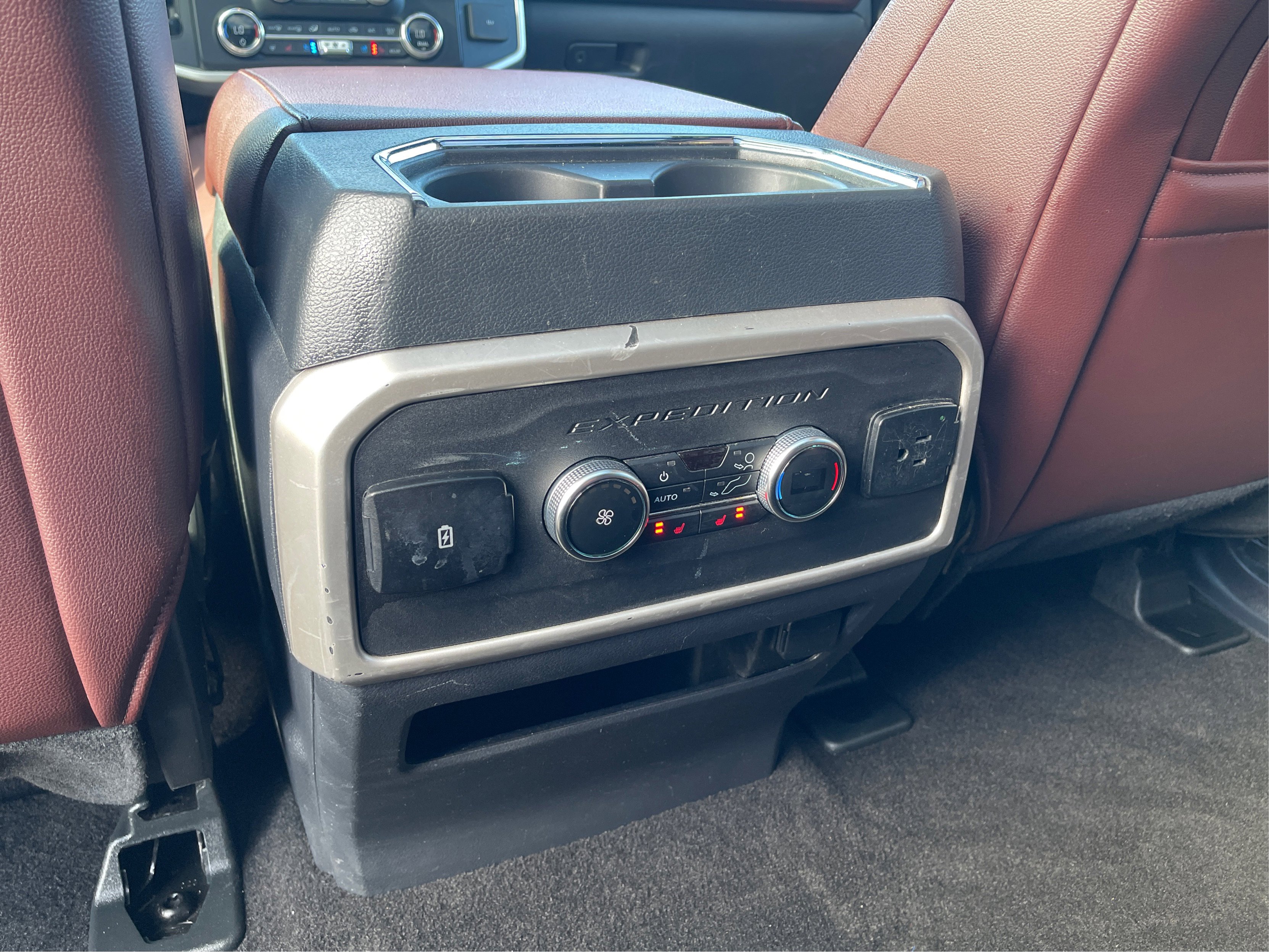 Used 2023 Ford Expedition Max Limited image 47