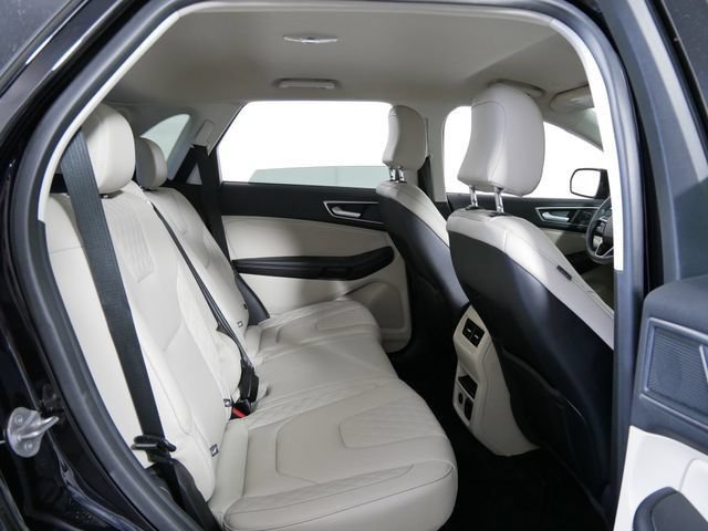 Certified 2024 Ford Edge Titanium AWD/4WD image 11