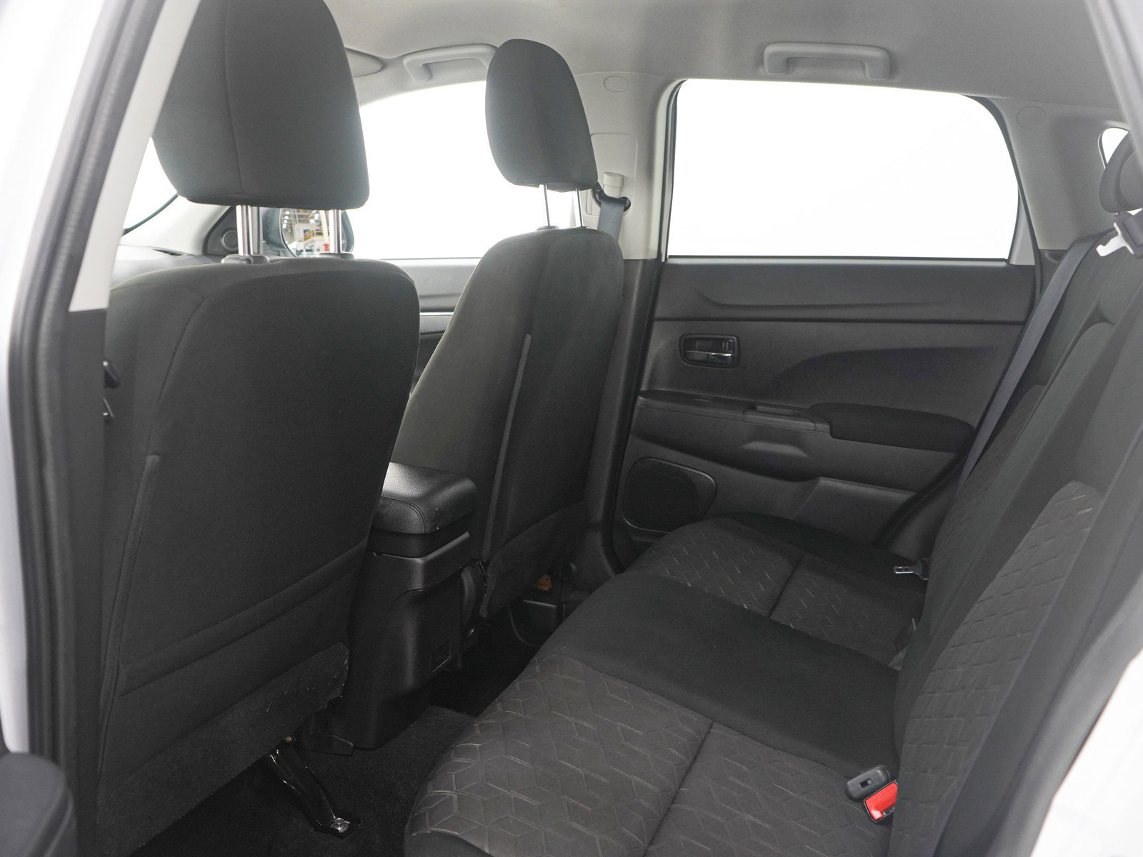 Used 2023 Mitsubishi Outlander Sport SE AWD/4WD image 19