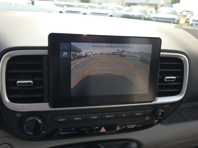 Certified 2024 Hyundai Venue SEL FWD image 13