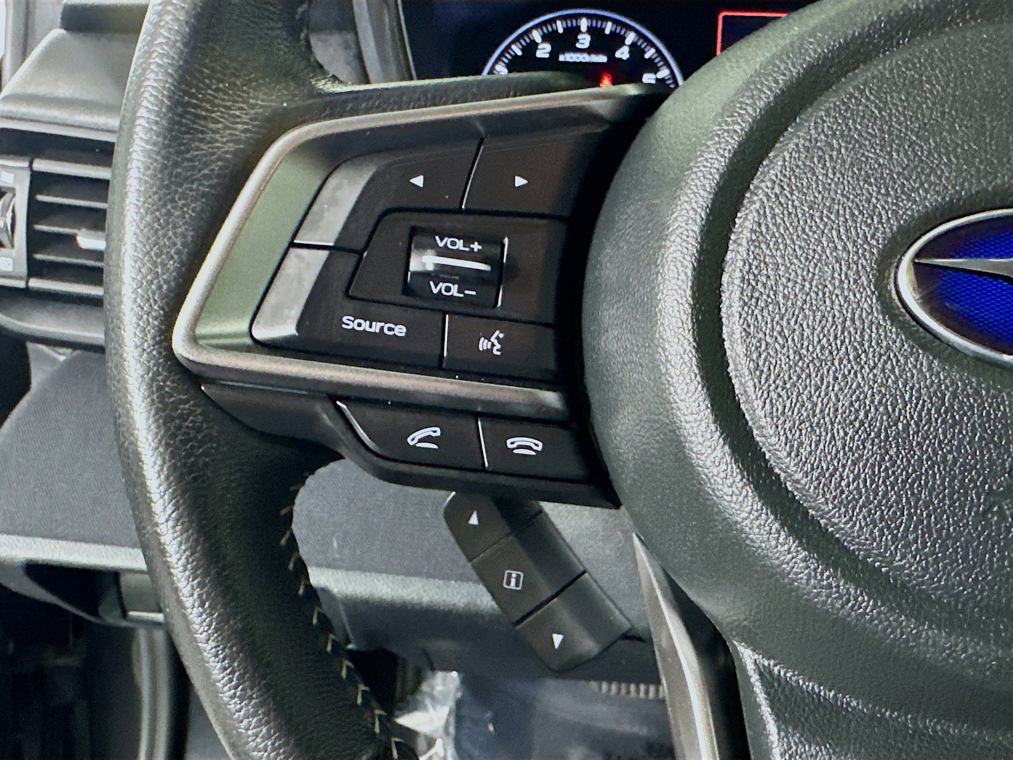 Used 2020 Subaru Outback Premium image 16