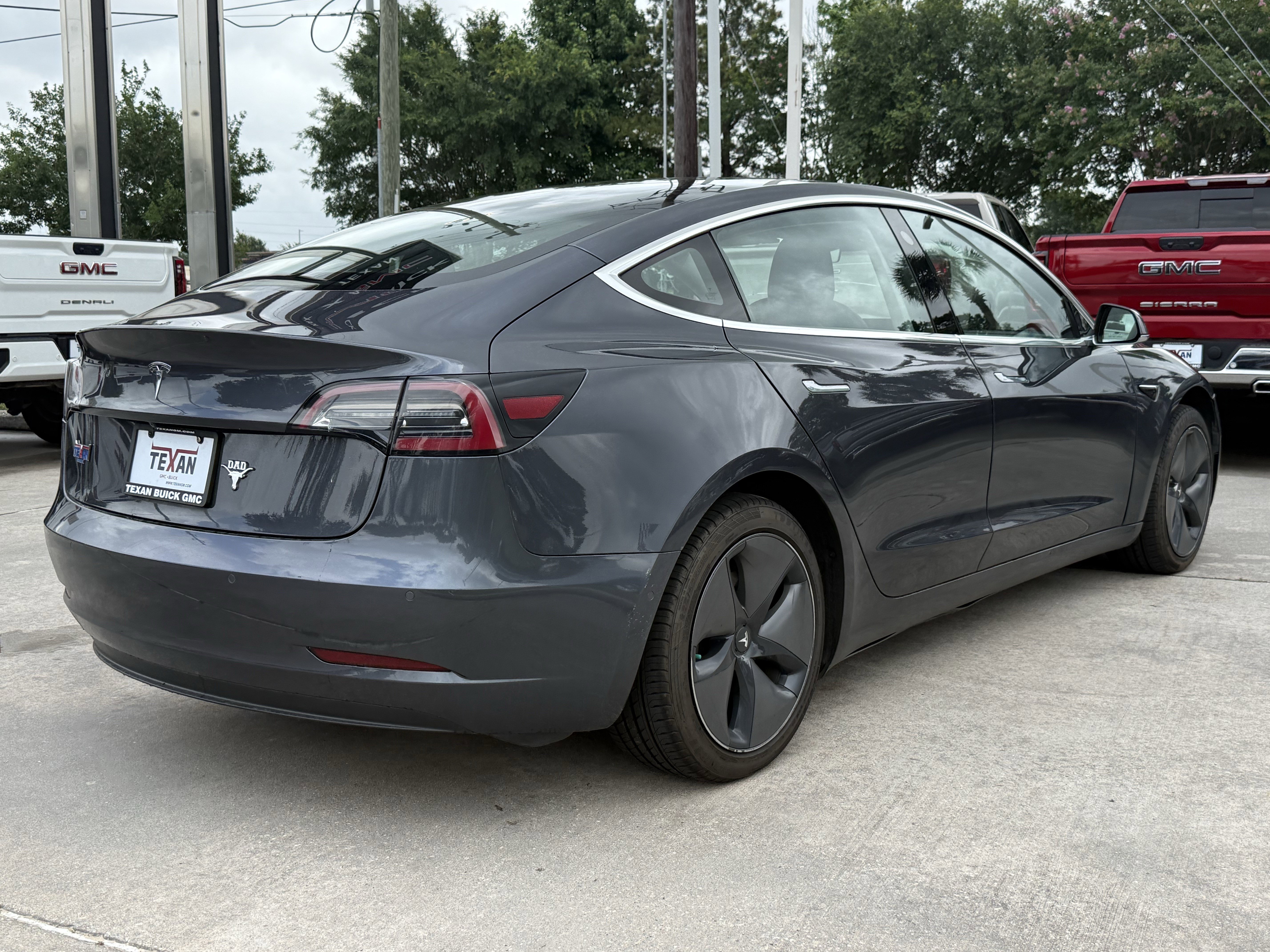 Used 2018 Tesla Model 3 Long Range RWD image 5