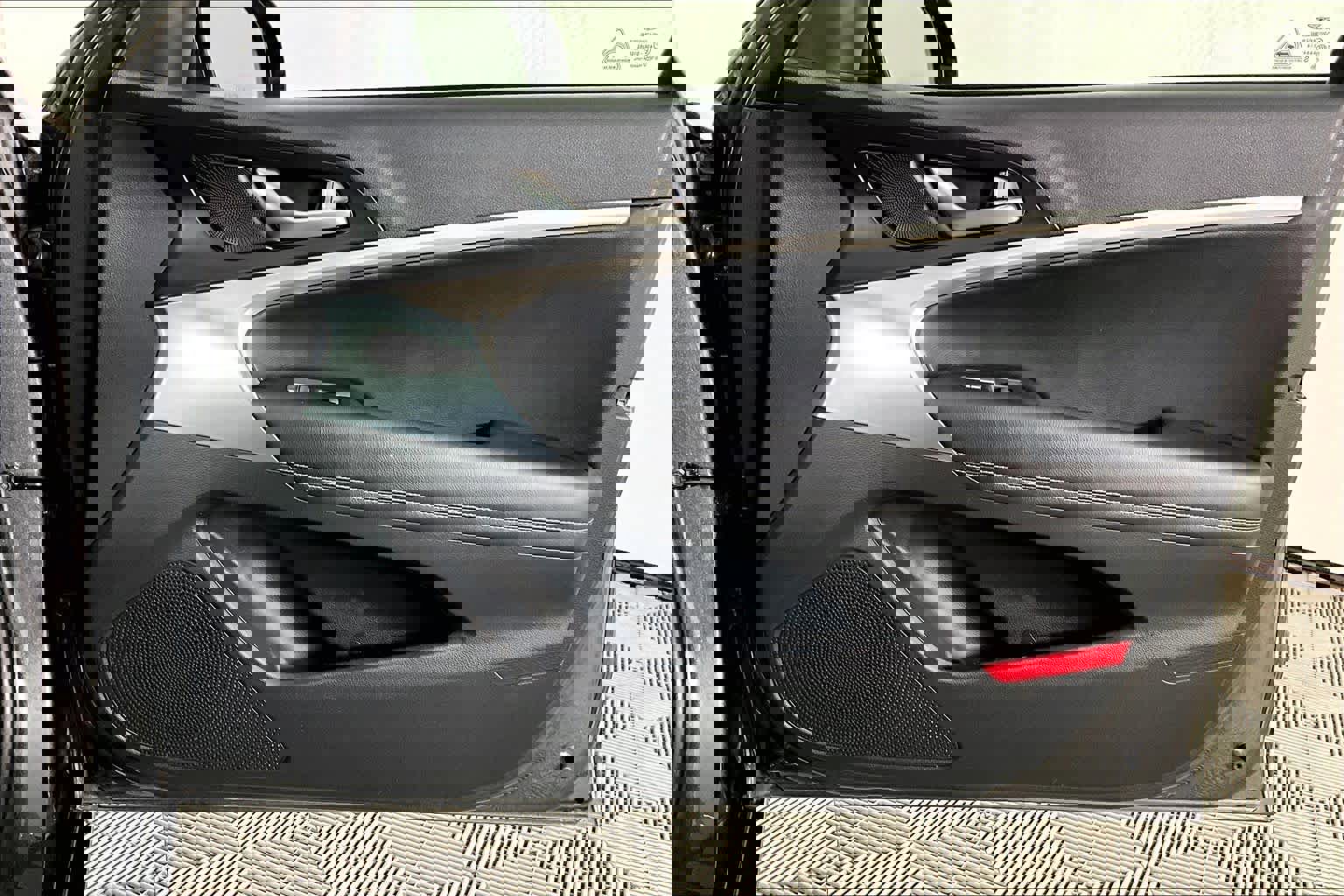 Used 2020 Genesis G70 2.0T image 21