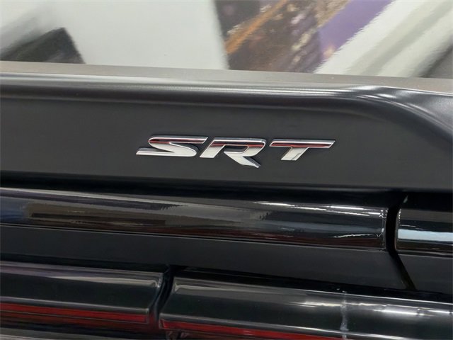 Used 2016 Dodge Challenger SRT Hellcat image 4