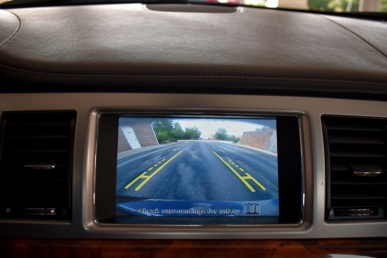 Used 2014 Jaguar XF 3.0 AWD/4WD image 18