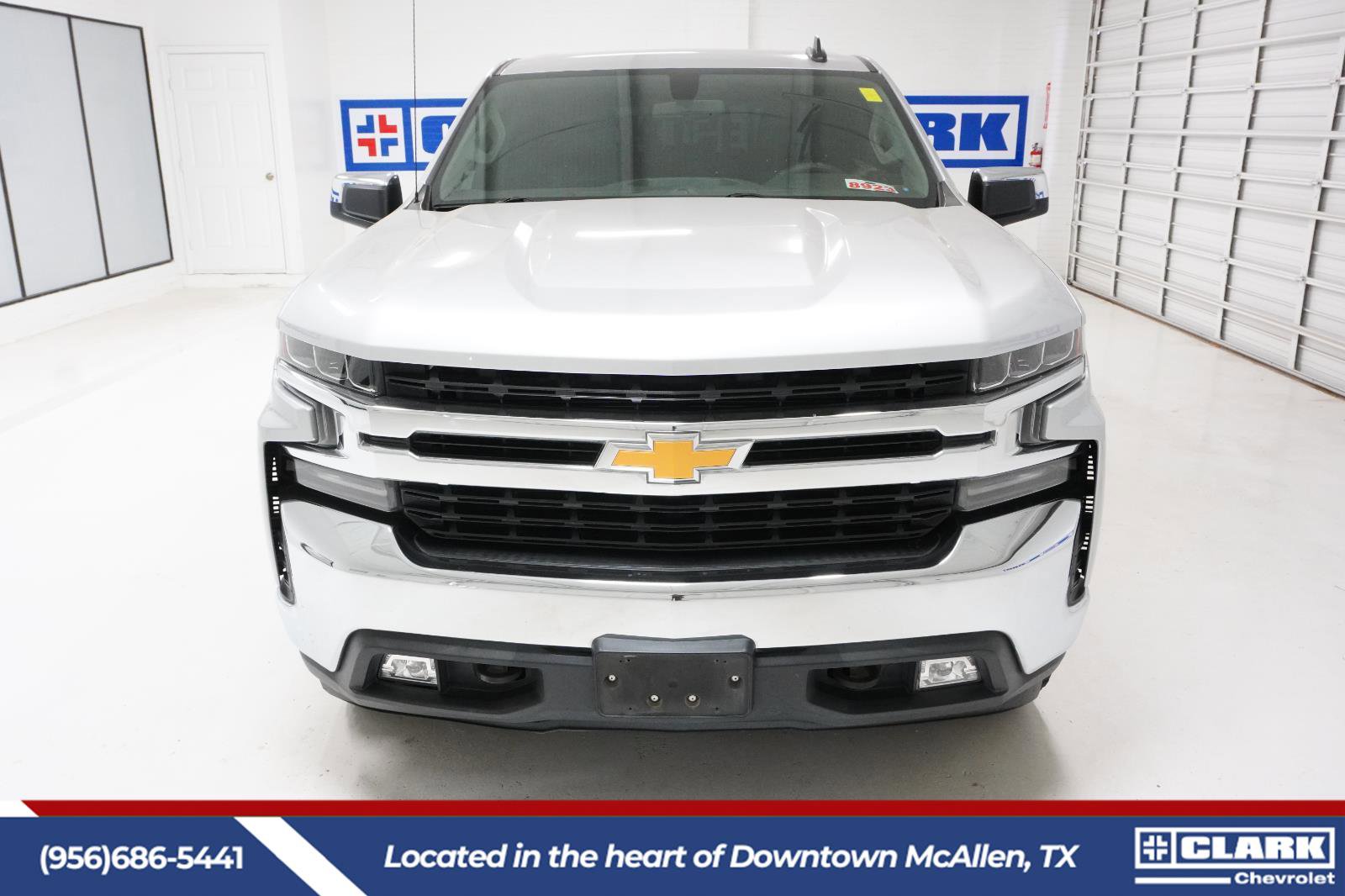 Used 2020 Chevrolet Silverado 1500 LT w/ Texas Edition image 2