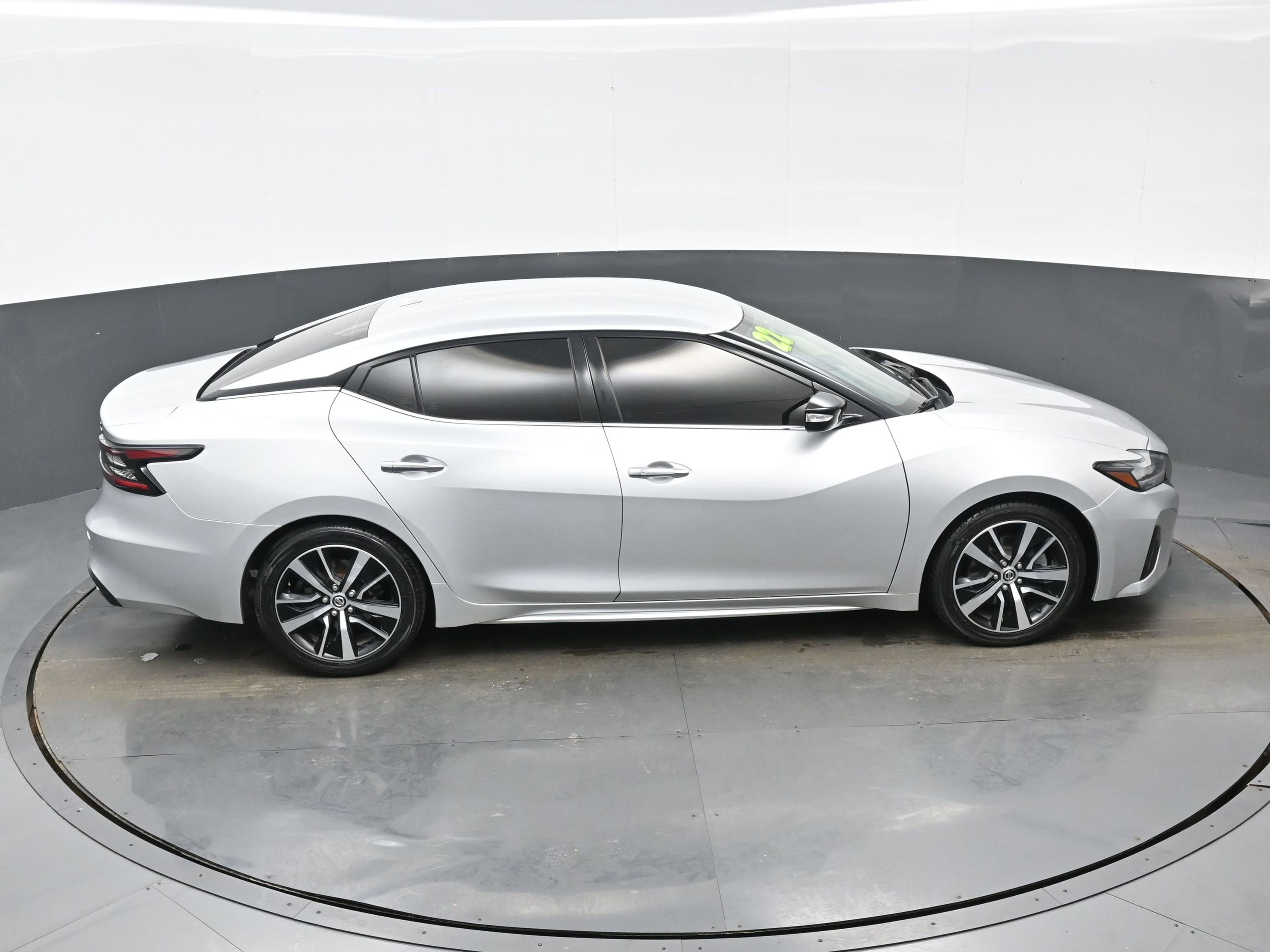Used 2022 Nissan Maxima SV w/ Floor Mat Group FWD image 36