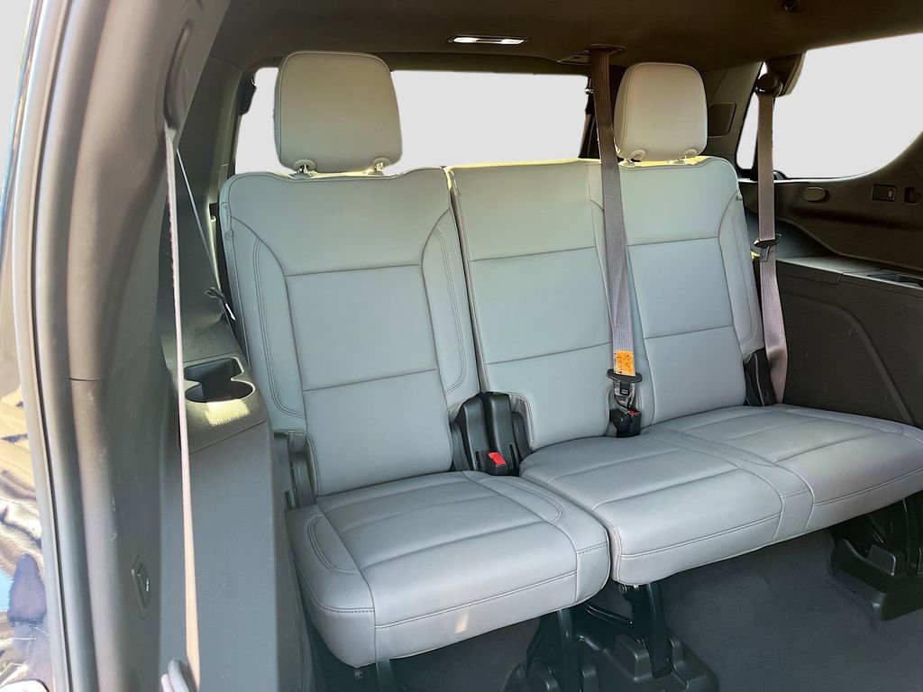 Used 2024 Chevrolet Tahoe Z71 w/ Luxury Package image 29