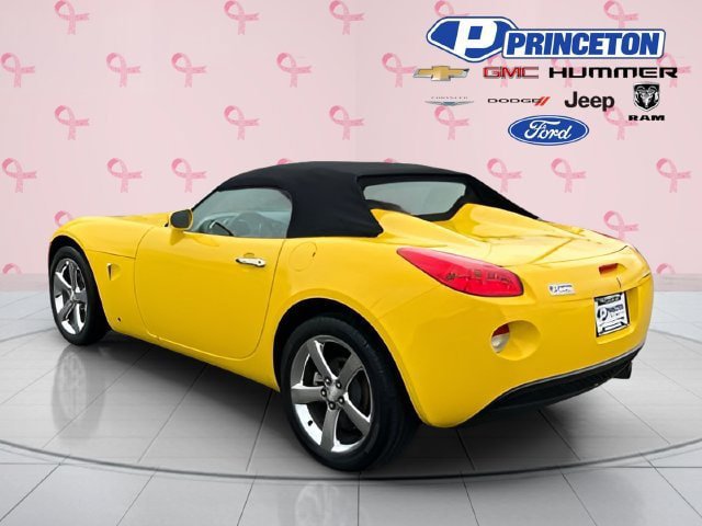Used 2007 Pontiac Solstice Convertible w/ Premium Package RWD image 5