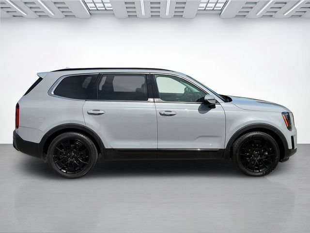 Used 2021 Kia Telluride SX w/ SX Prestige Package AWD/4WD image 3