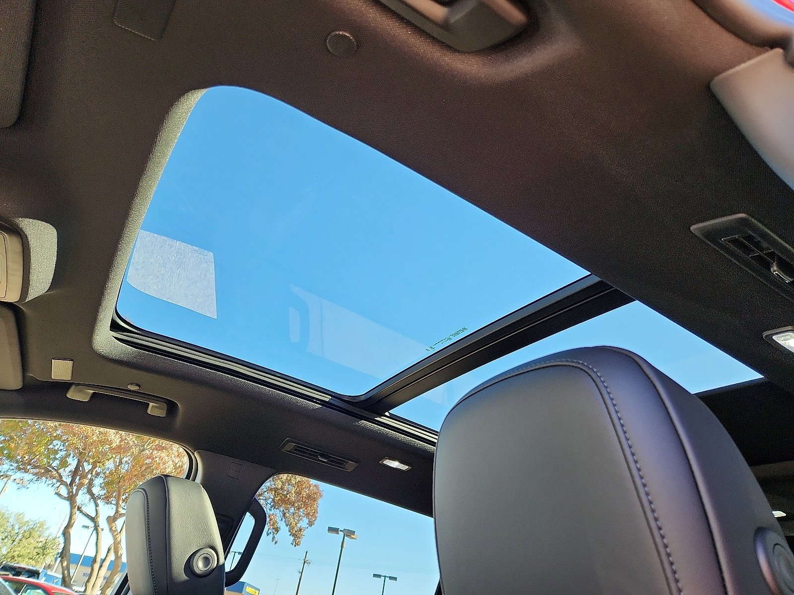 New 2026 GMC Acadia Elevation image 10