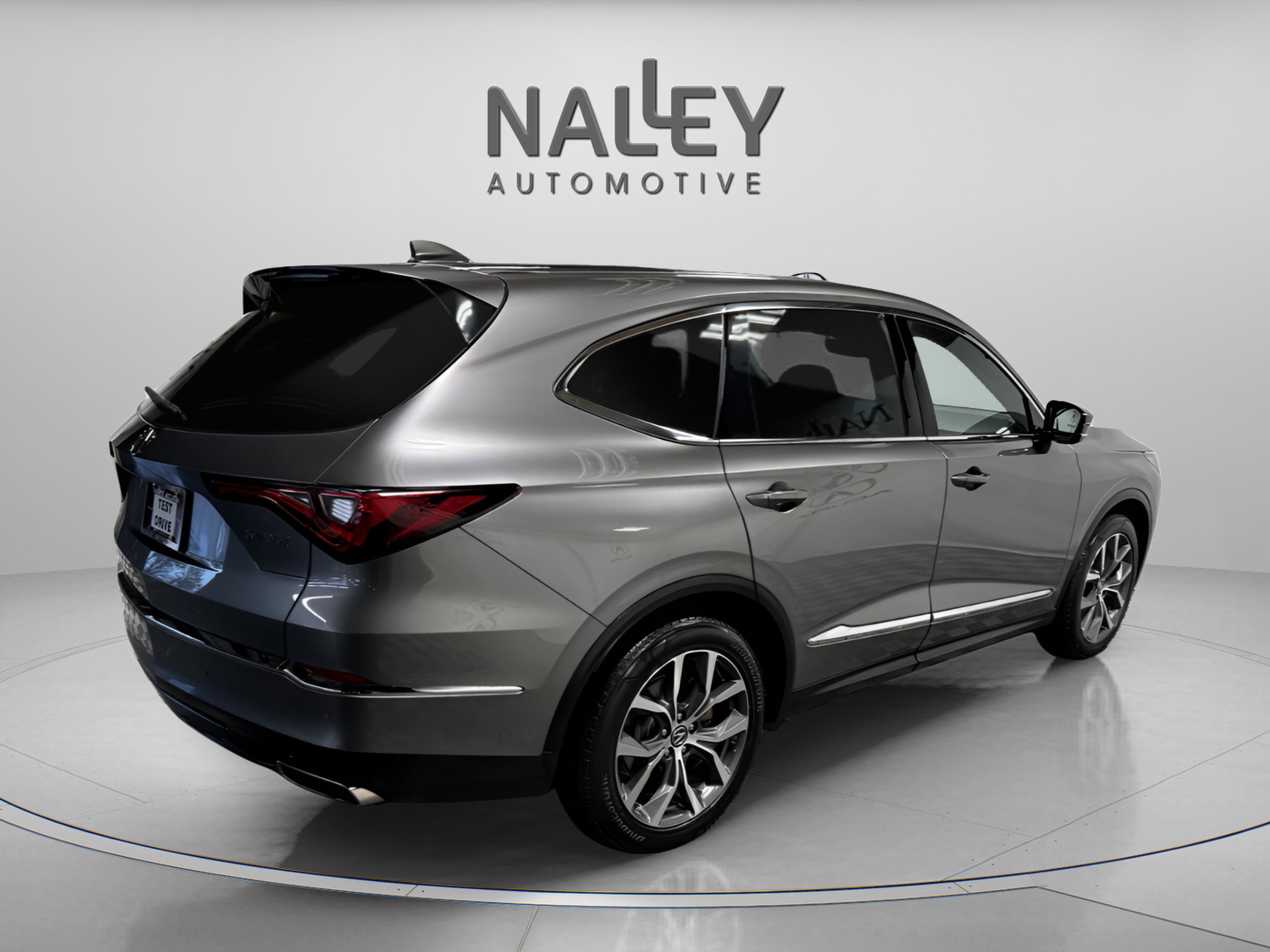 Certified 2023 Acura MDX FWD w/ Technology Package image 5
