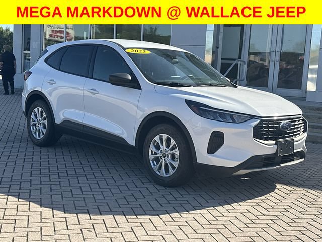 Used 2025 Ford Escape Active FWD image 4