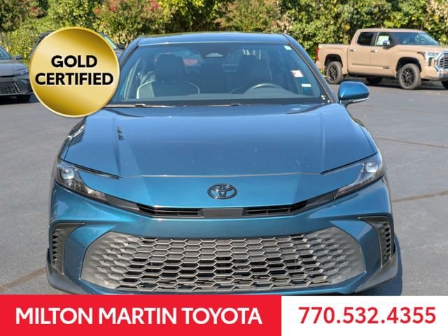 Certified 2025 Toyota Camry SE FWD image 9