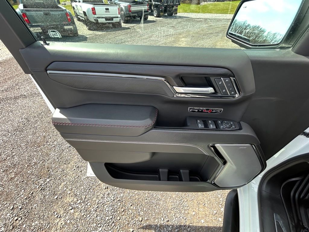 Used 2022 GMC Sierra 1500 AT4X image 10