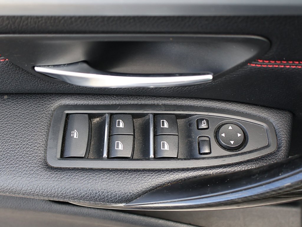 Used 2018 BMW 430i Convertible image 34