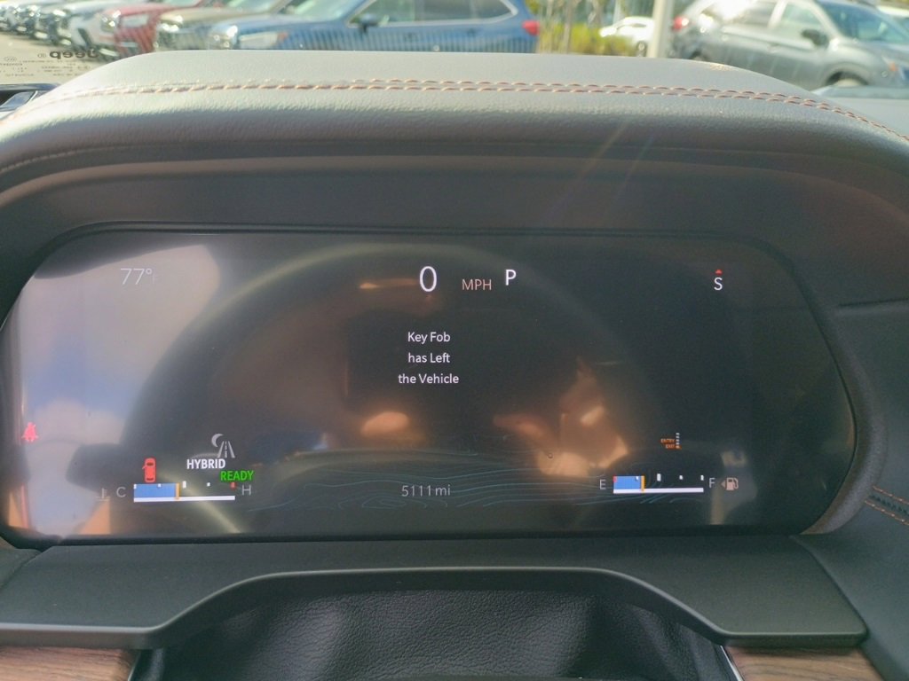 Used 2022 Jeep Grand Cherokee Summit w/ Advanced Protech Group IV image 28