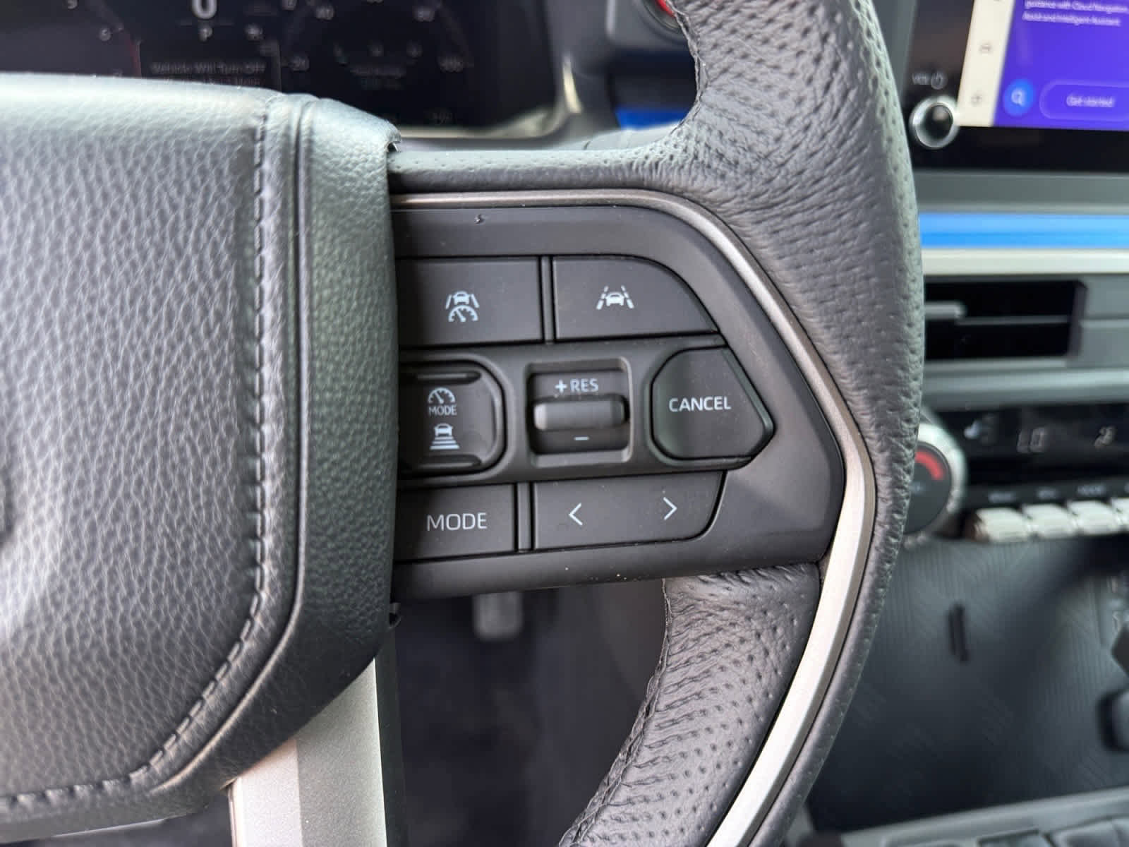 Used 2025 Toyota Tacoma TRD Off-Road AWD/4WD image 23