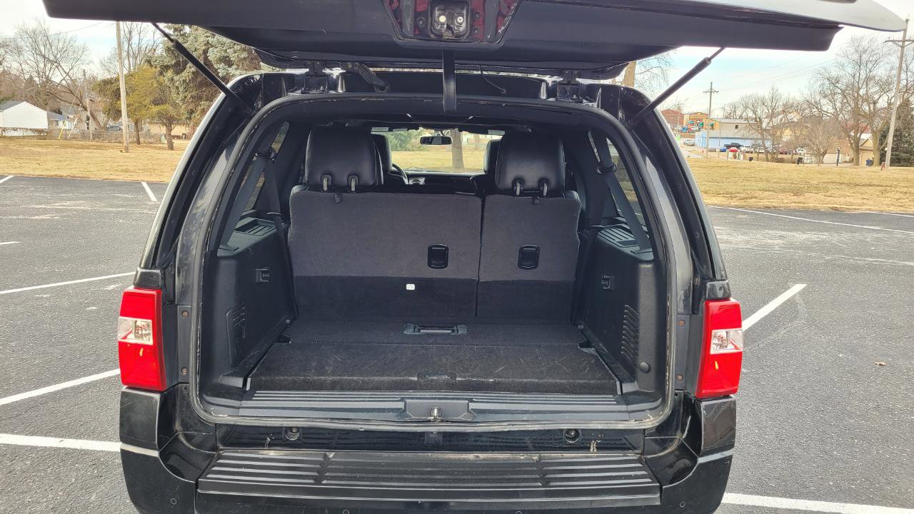 Used 2015 Ford Expedition EL XLT image 21
