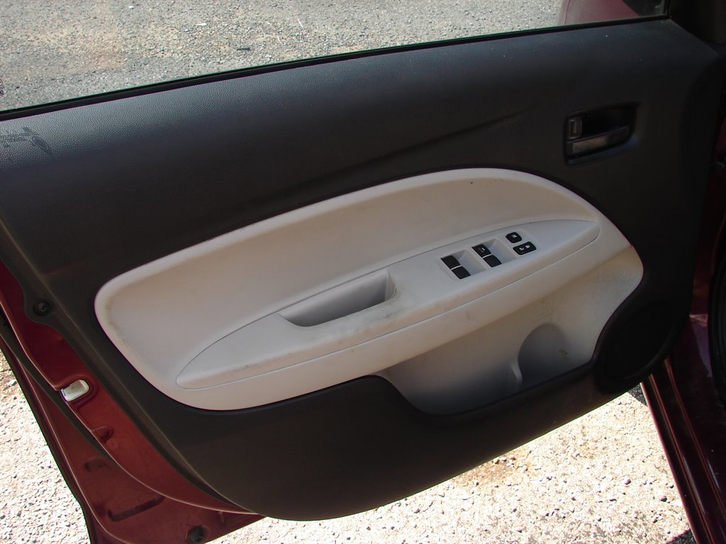 Used 2018 Mitsubishi Mirage G4 ES image 5