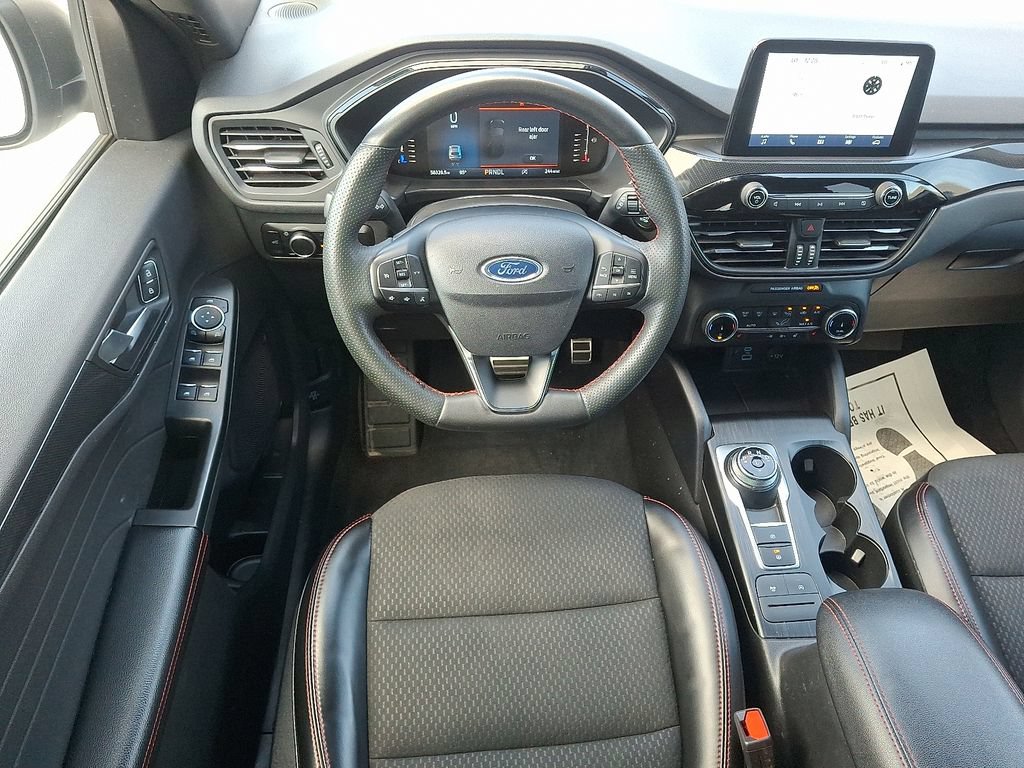 Used 2023 Ford Escape ST-Line AWD/4WD image 11