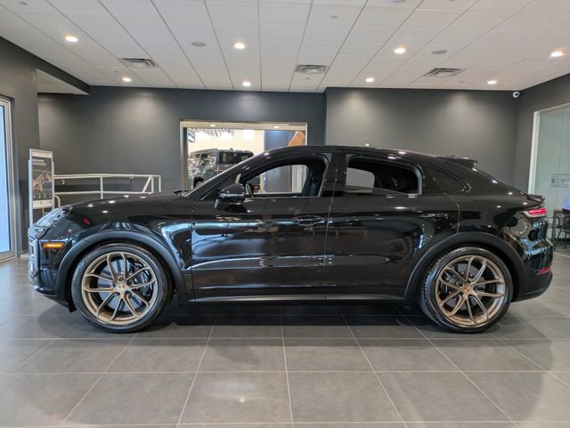 Used 2026 Porsche Cayenne GTS AWD/4WD image 7