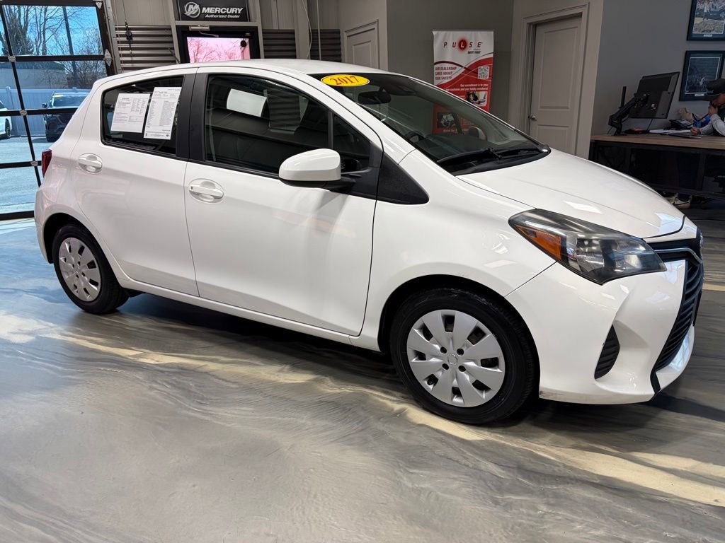 Used 2017 Toyota Yaris L FWD image 22