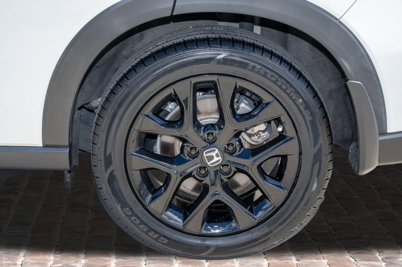Certified 2024 Honda HR-V Sport image 40
