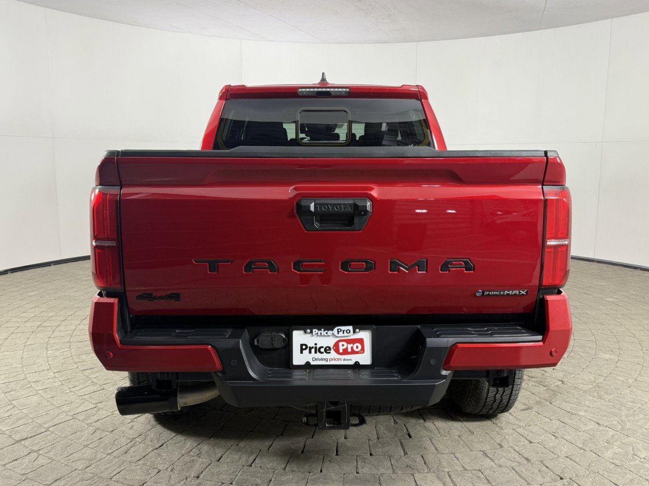 Used 2025 Toyota Tacoma TRD Off-Road w/ TRD Off Road Upgrade Package AWD/4WD image 7