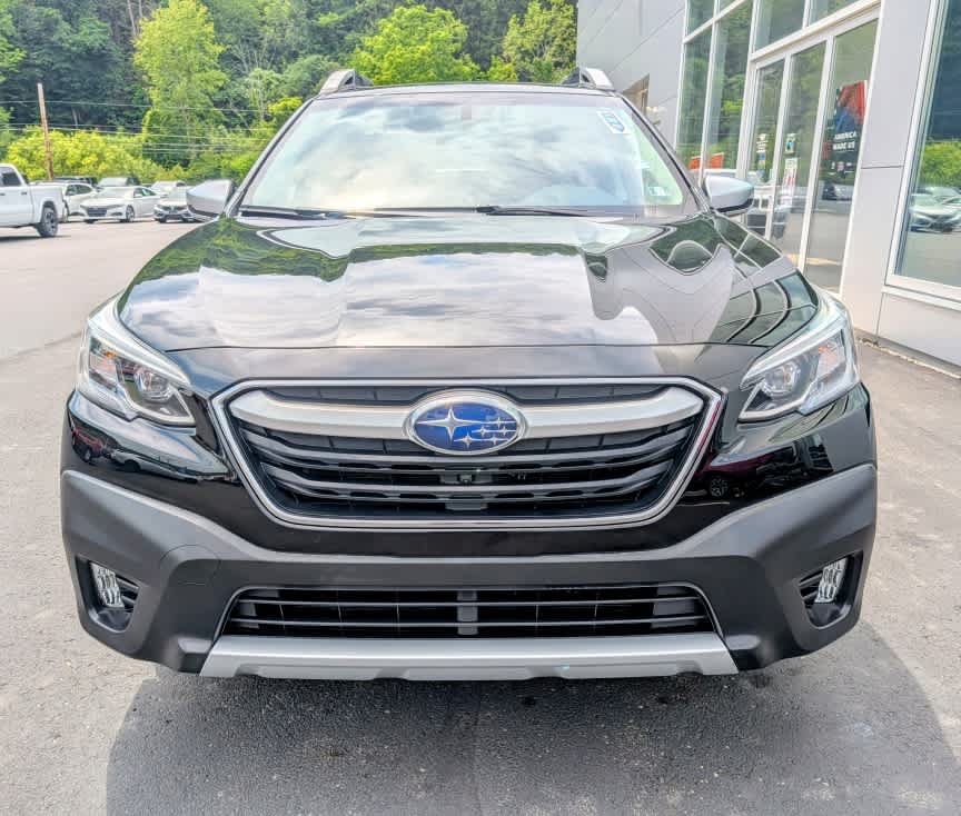 Used 2020 Subaru Outback Touring w/ Popular Package #2 AWD/4WD image 3