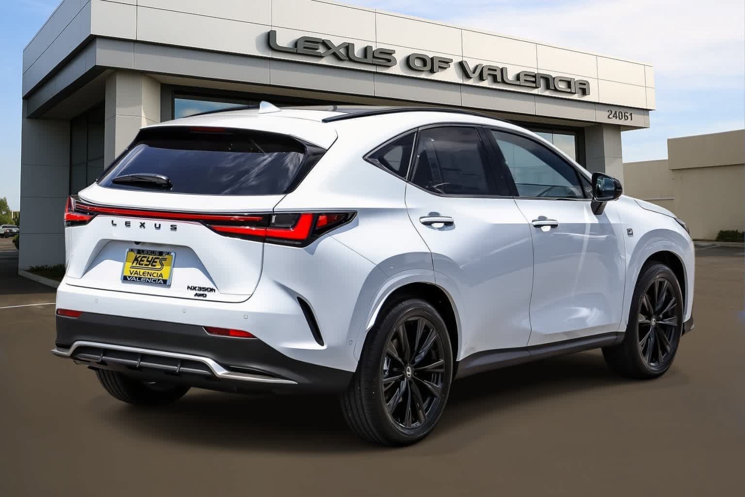 New 2026 Lexus NX 350h F Sport AWD/4WD image 4